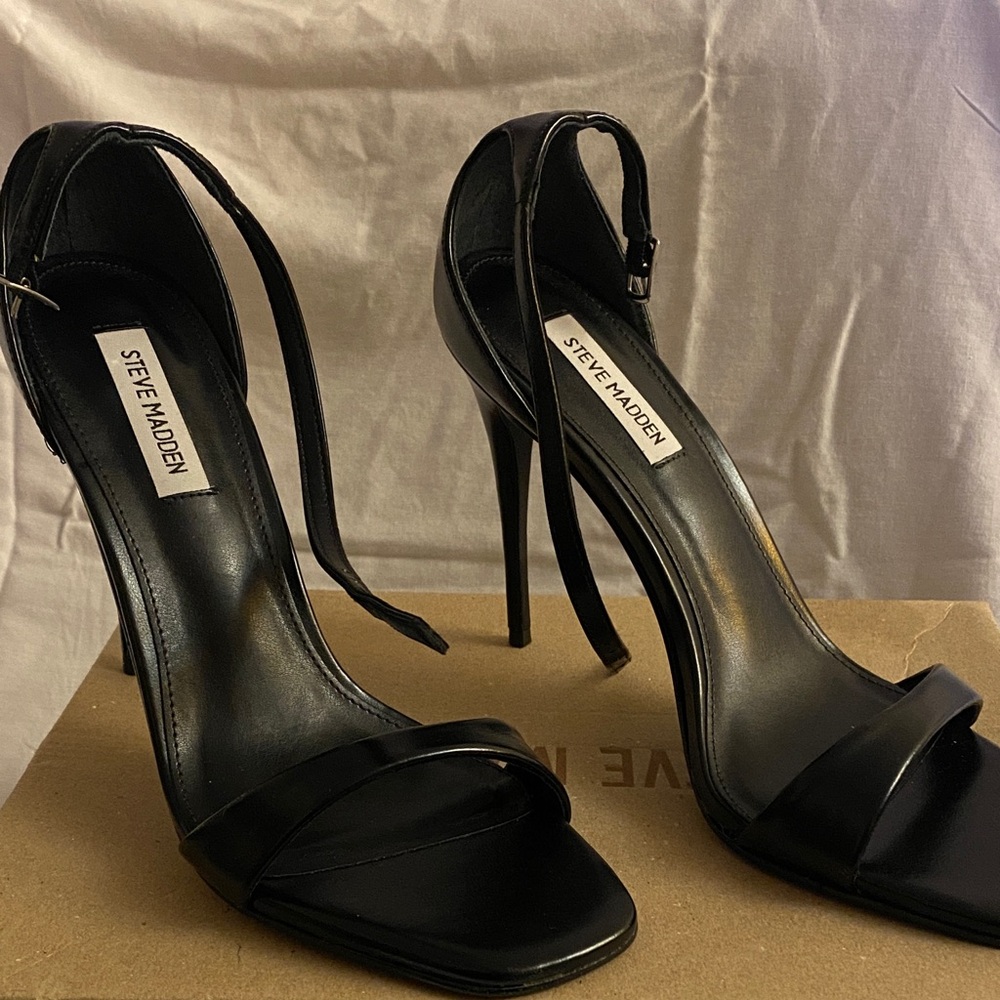 Steve Madden Elegant Black Heels